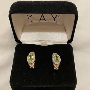 Peridot Earring (August birthstone)